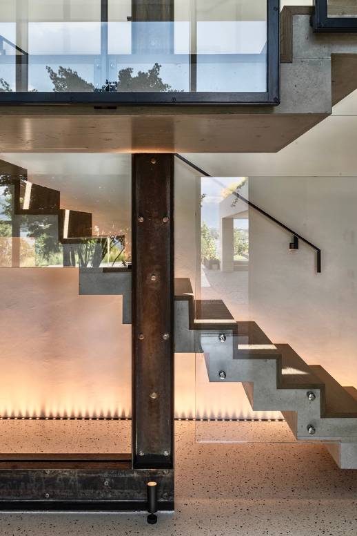 Escalier bâtisse par DJAA Architectes