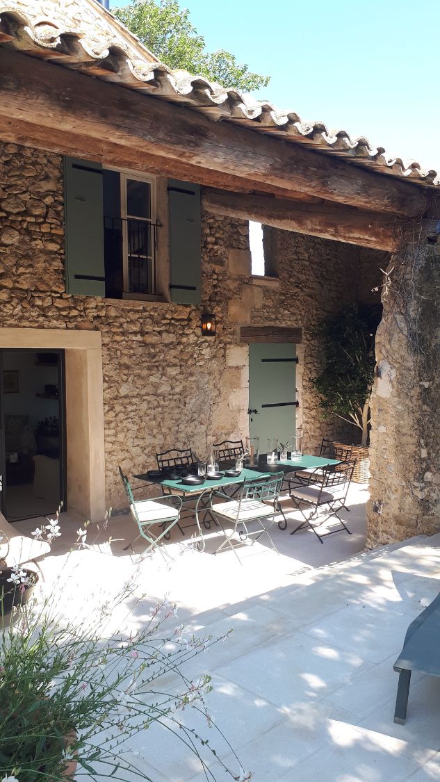 Transformation et rénovation d’une bastide – terrasse - Drôme Provençale